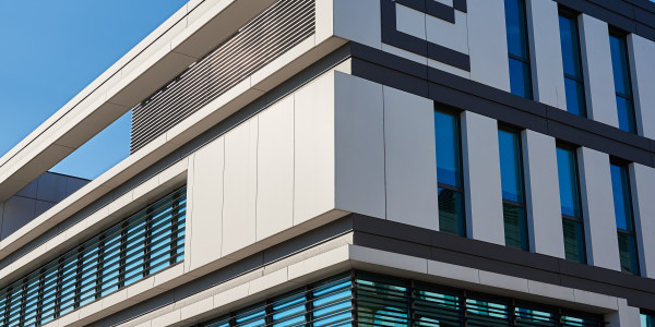 Proyectos Construcción Casas Passivhaus en Pirineus · Edificación Comercial