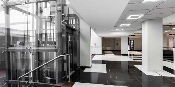 Proyectos de Rehabilitaciones la Vansa i Fórnols · Instalación de Ascensores